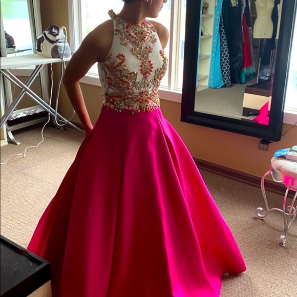 Pagent Dress white hand beaded hot pk wpkts Sz 2/4 - Picture 5 of 8